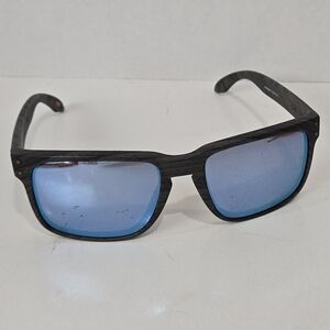 Oakley Sunglasses with Blue Lenses